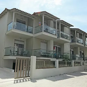 Apartament L G E Luxery, Pefkochori